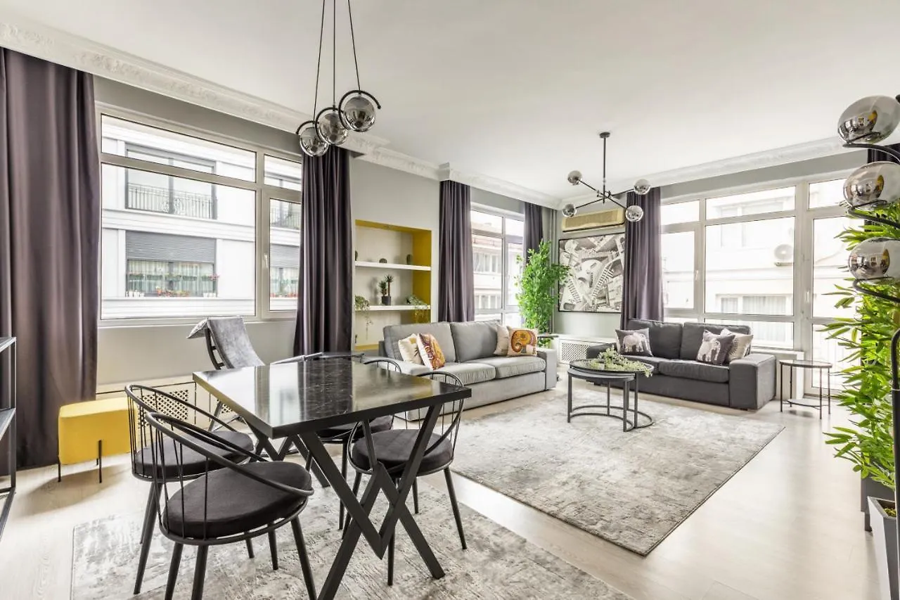 Apartment Bohemian Flat In Nisantasi With Central Location Istanbul