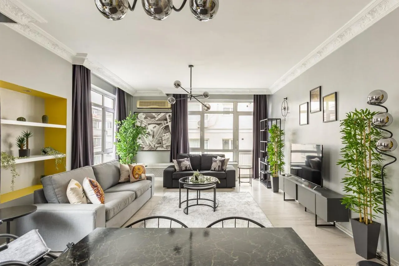 Bohemian Flat In Nisantasi With Central Location contacts